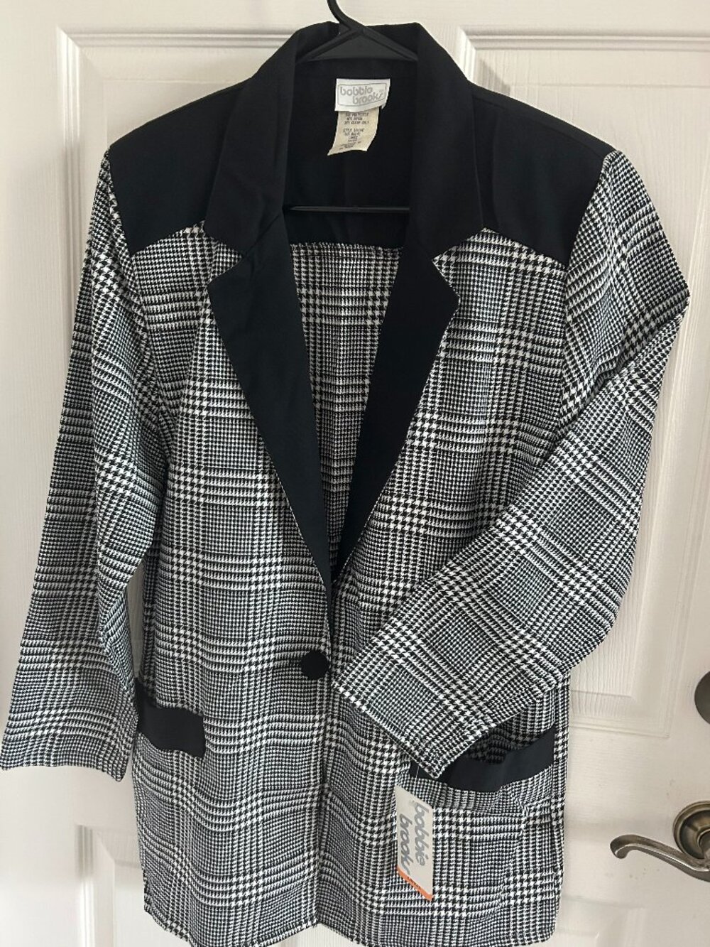 New with Tags.  VTG Bobbie Brooks Black & White Plaid Houndstooth Blazer Jacket